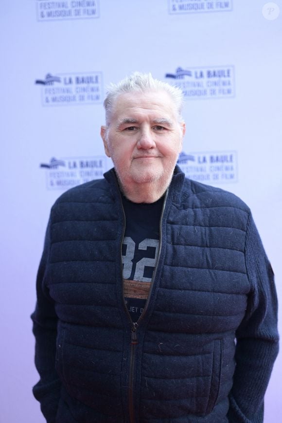 D'après "Le Parisien", Pierre Ménès a porté plainte pour diffamation contre Marie Portolano mais aussi son éditeur.

Pierre Ménès - 10ème Festival du Cinéma et de la Musique de Film à La Baule le 29 juin 2024.  © Rachid Bellak/Bestimage