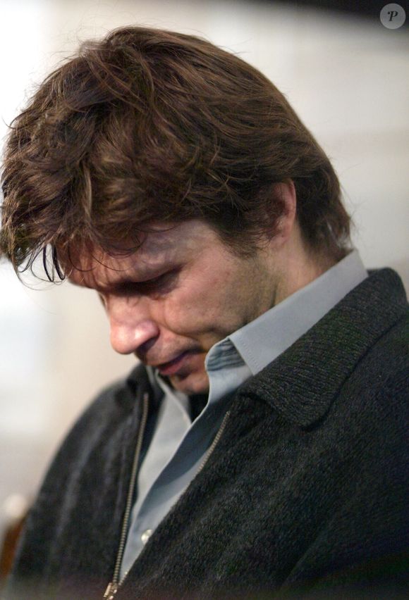 Bertrand Cantat au palais de justice de Vilnius, le 16 mars 2004. 

Photo : Mousse-Hounsfield/ABACA