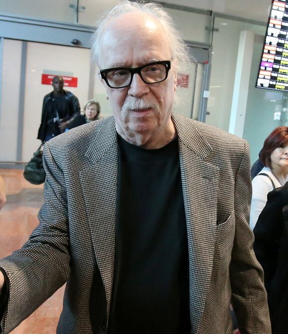 Il avait été révélé en 1982 dans le film "The Thing" de John Carpenter.

John Carpenter arrive à l'aéroport de Nice en marge de la 72ème édition du Festival de Cannes le 13 mai 2019. © Cyril Dodergny / Nice Matin / Bestimage