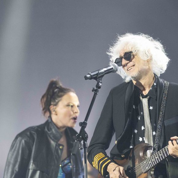 Anne Sila et Louis Bertignac sur la scène du concert solidaire pour les enfants de la guerre "Ensemble à l'Olympia" à Paris présenté par EliseCare le 10 février 2025.

© Jack Tribeca / Pierre Perusseau / Bestimage