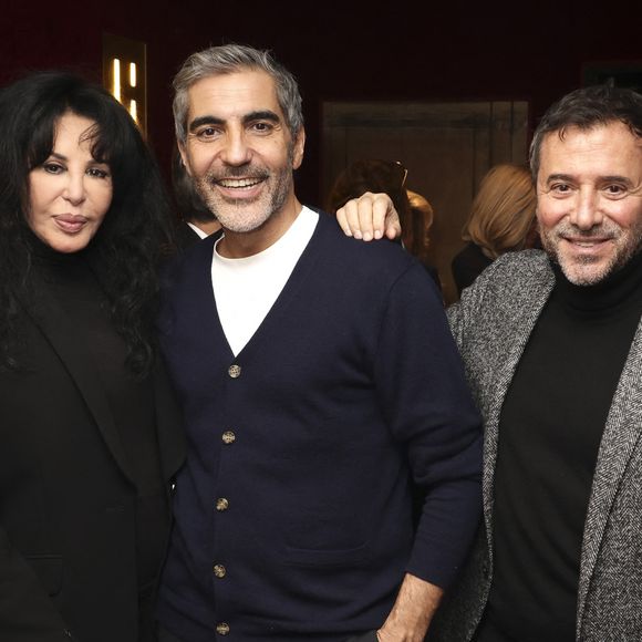 La vidéo a rapidement fait le tour des réseaux sociaux.

Yamina Benguigui, Ary Abittan et Bernard Montiel, lors de la première du nouveau spectacle de Ary Abittan, "Ary Abittan Authentique" aux Folies Bergère à Paris, France, le 07 décembre 2025. © Jack Tribeca / Bestimage