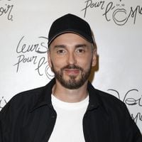 Christophe Willem ne voulait pas "être en représentation" : le chanteur a quitté Paris après 4 ans pour un endroit qui lui est familier