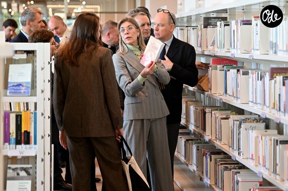 Le prince Albert II de Monaco, la princesse Caroline de Hanovre, Charlotte Casiraghi et Mélanie-Antoinette de Massy ont inauguré la médiathèque Caroline à Monaco, le 10 décembre 2025. 

© Bruno Bebert / Bestimage