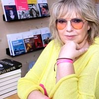 “Ça vaut pas cher” : Laurence Boccolini révèle pourquoi elle a pleuré en apprenant qu’elle attendait une fille