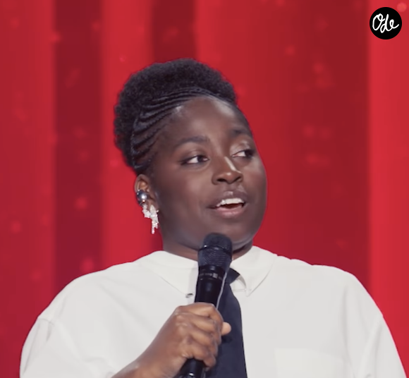Pour cette nouvelle saison, l’émission accueille notamment un nouveau visage, déjà bien connu des amateurs d’humour.

Sarah Lélé