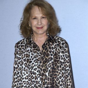 Nathalie Baye lors de l'avant première de Downton Abbey 2 : Une nouvelle ère au cinéma Gaumont Champs-Élysées Marignan à Paris le 19 avril 2022

© Giancarlo Gorassini / Bestimage