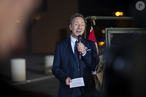 Le présentateur emblématique de l'émission "Secrets d'Histoire" a livré ses pronostics

Exclusif - Stéphane Bern - Emission "Le concert pour la paix" sur les Champs-Elysées à Paris, retransmis en direct sur France 2 le 8 mai 2025. © Christophe Clovis - Pierre Perusseau / Bestimage
