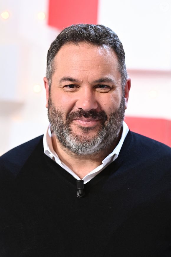 Exclusif - Bruce Toussaint - Enregistrement de l'émission "Vivement Dimanche", présentée par M.Drucker et diffusée le 19 novembre sur France 3, au Studio Gabriel à Paris
© Guillaume Gaffiot / Bestimage