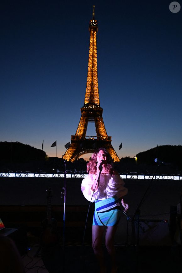 Vanille Clerc lors du Showcase de Vanille et Keziah Jones lors du Longines Paris Eiffel Jumping le 20 juin 2025

© Perusseau / Veeren / Bestimage