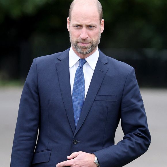 Le prince William a fait des confidences bouleversantes.

Le Prince de Galles lors de l'inauguration du Global Humanitarian Memorial, le premier mémorial pour les travailleurs humanitaires mondiaux créé par l'artiste britannique Michael Landy, à Gunnersbury Park à Londres. Photo par Chris Jackson/PA Wire