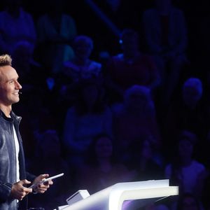 Exclusif - Cyril Féraud - Enregistrement de l'émission "Le Quiz des Champions" aux Studios 130 à Saint-Denis, présentée par C.Féraud et diffusée le 21 septembre à 21h10 sur France 2. Le 4 juin 2024
© Christophe Clovis / Bestimage