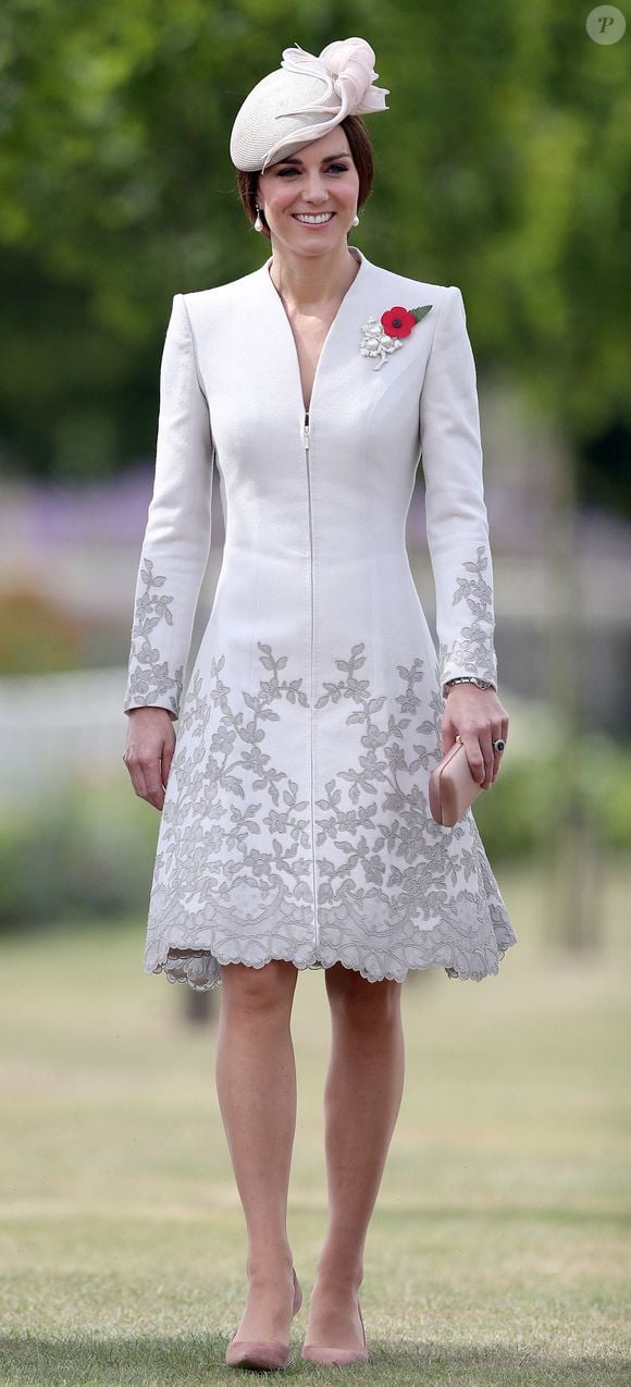 La duchesse de Cambridge visitant le cimetière de la Commission des sépultures de guerre du Commonwealth, Bedford House, à la périphérie d'Ypres, en Belgique, le lundi 31 juillet 2017.. Photo by Andrew Matthews/PA Wire/ABACAPRESS.COM