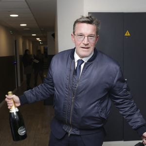 Exclusif - Benjamin Castaldi, en backstage de l’émission « TPMP » La dernière sur C8,  présentée par C.Hanouna et diffusée en direct sur C8, Paris, France, le 27 fevrier 2025. © Jack Tribeca / Bestimage