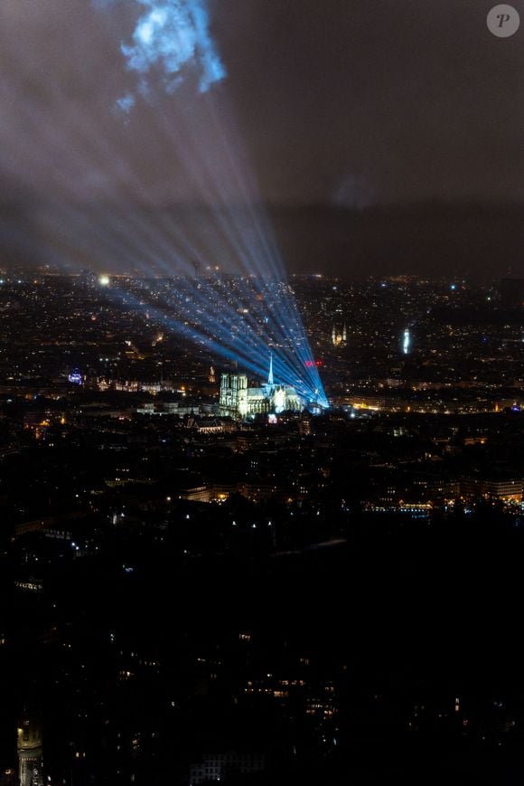 Du coup, le concert a été enregistré la veille au soir...

Vue générale de la Tour Montparnasse lors de sa réouverture officielle après plus de cinq ans de travaux de reconstruction suite à l'incendie d'avril 2019, à Paris le 7 décembre 2024. Photo par Alexis Jumeau/ABACAPRESS.COM