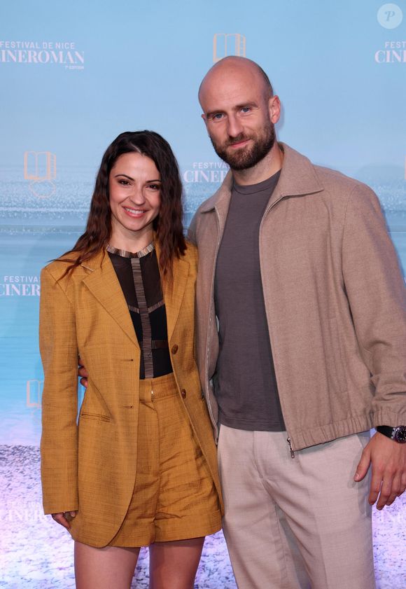 Denitsa Ikonomova et son compagnon François Alu - Tapis rouge lors de la 7ème édition du festival Cinéroman à Nice le 2 Octobre 2025. © Bebert-Jacovides/Bestimage