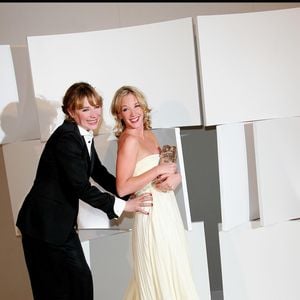 Avec le recul, elle assume ce moment de gêne avec plus de lucidité.

Ludivine Sagnier et Julie Depardieu à la 33ème cérémonie des César 2008 au Théâtre du Châtelet. Photo par Guillaume Gaffiot/Bestimage.