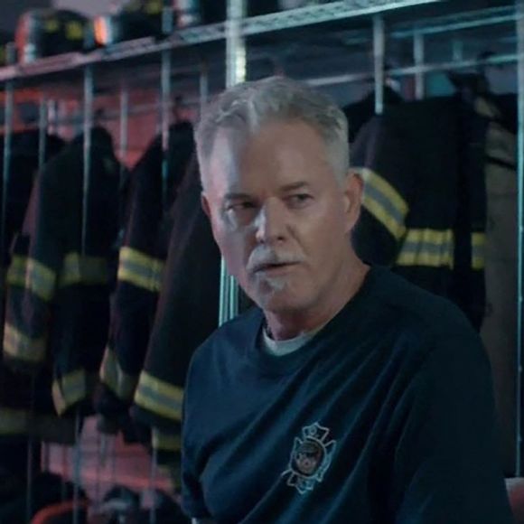 Eric Dane joue le rôle d'un pompier héroïque luttant contre la maladie de Charcot dans "Brilliant Minds". Photo par Backgrid UK/ Bestimage