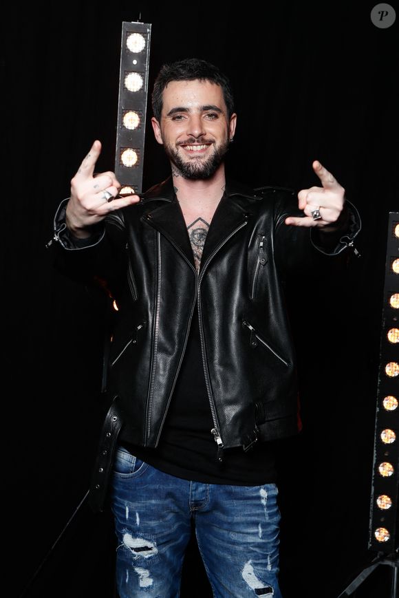 Louis Delort - Backstage de l'enregistrement de l'émission "La grande soirée des comédies musicales", présentée par E.Gossuin et H.Segara et diffusée le 26 mars sur W9
© Christophe Clovis / Bestimage