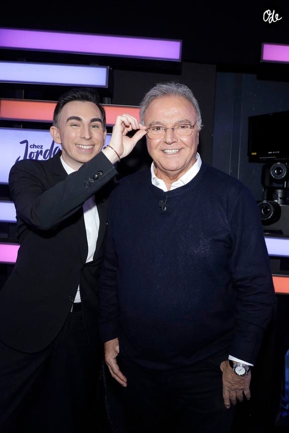 Exclusif - Jordan de Luxe et  Alain Afflelou lors de l'enregistrement de l'émission "Chez Jordan de Luxe" à Paris. Le 7 novembre 2023
© Cédric Perrin / Bestimage