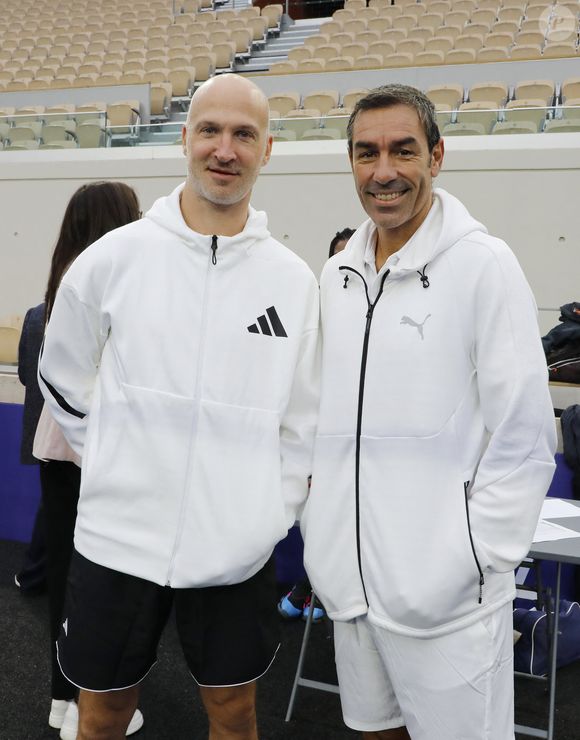 Exclusif - Thierry Omeyer, Robert Pirès - Tournoi des personnalités lors de la 3ème édition du Greenweez Paris Major Padel 2024 à Roland Garros, Paris le 6 octobre 2024. © Marc Ausset-Lacroix/Bestimage