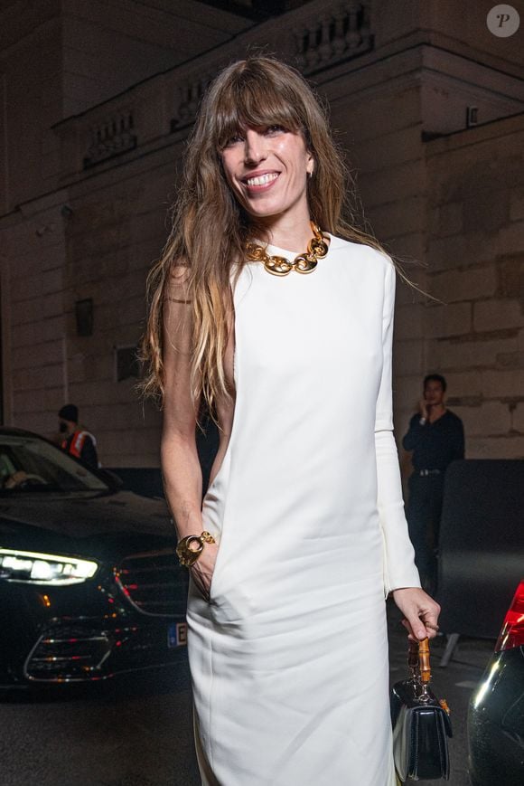 Lou Doillon arrivant au dîner de la maison Gucci "The art of silk" à l'Hôtel de Maisons à Paris le 2 avril 2025.

© Yehiel Chekroune / Bestimage
