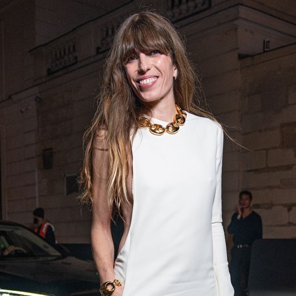 Lou Doillon arrivant au dîner de la maison Gucci "The art of silk" à l'Hôtel de Maisons à Paris le 2 avril 2025.

© Yehiel Chekroune / Bestimage