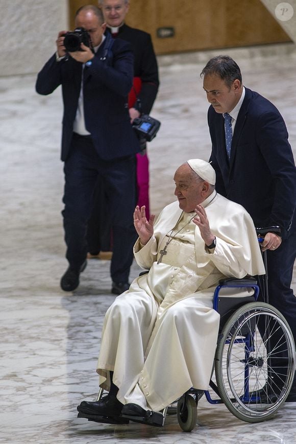 Le pape François lors de l'audience de la Conférence épiscopale scandinave à la salle Paul VI au Vatican, le 3 février 2025. © Backgrid UK/Bestimage