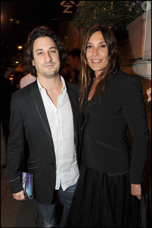 Zazie et Philippe Paradis lors d'une soirée au China club à Paris, le 01 juin 2010. Crédit Rachid Bellak / Bestimage