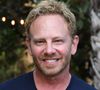 TF1 annonce la participation de Ian Ziering, acteur américain révélé en 1990 dans "Beverly Hills 90210".

Ian Ziering - Première de la série "Paparazzi X-Posed" au 3836 Laurel Canyon Boulevard à Studio City, Los Angeles, le 15 juin 2020.
Backgrid USA / Bestimage