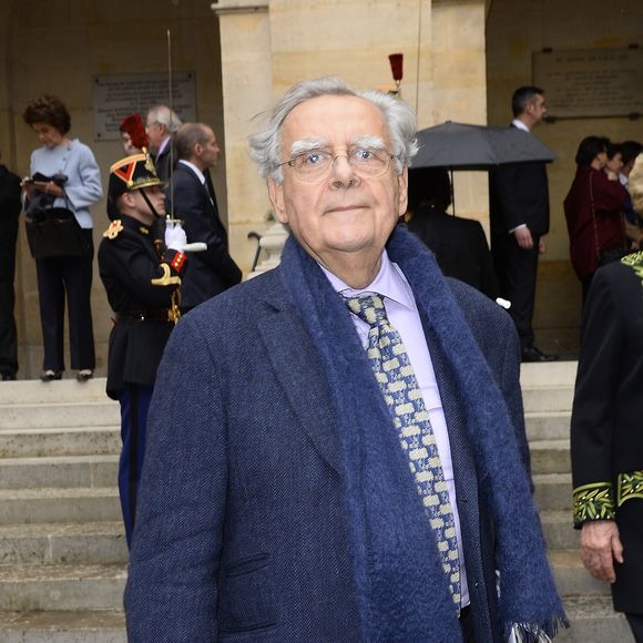Bernard Pivot - Le journaliste écrivain Marc Lambron entre à l'Académie Française à Paris le 14 avril 2016. © Coadic Guirec/Bestimage