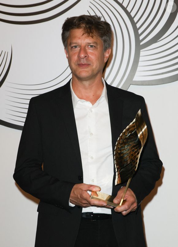 Cyrille Aufort - Valois de la musique : Cyrille Aufort pour « Les Invertueuses » de Chloé Aïcha Boro (Burkina Faso, France). - Cérémonie de remise des prix lors de la 18ème édition du Festival du Film Francophone d'Angoulême (FFA) le 30 août 2025 à Angoulême.
© Guirec Coadic / Bestimage