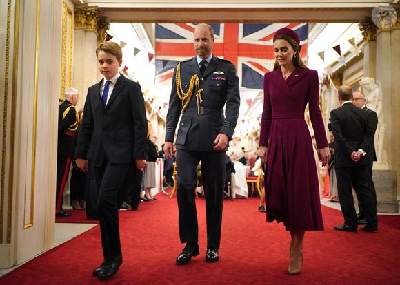 Le prince George de Galles, Le prince William, prince de Galles, Catherine (Kate) Middleton, princesse de Galles lors des célébrations de la seconde guerre mondiale le 5 mai 2025. Photo par Yui Mok/WPA-Pool / Julien Burton / Bestimage