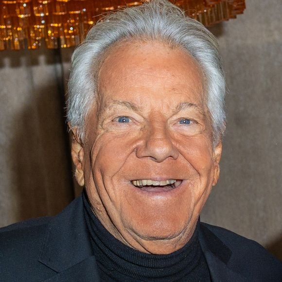 Le dîner a été organisé par Massimo Gargia.

Massimo Gargia au dîner de Noël organisé par M.Gargia et C.Rizk au restaurant La Baia Paris le 23 novembre 2025.

© Sébastien Frémont / Bestimage