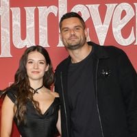 Florent Manaudou, sa grande soeur Laure Manaudou et Elsa Bois au concert de Céline Dion à Paris hier soir : ils débriefent après le show