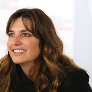 Sur sa story, elle apparaît le bras en écharpe mais rassure ses abonnés.

Laetitia Milot dédicace son livre "Ma clé du bonheur" à la foire d'Anova à Alençon le 5 mars 2023. Photo par Sebastien Legendre / Panoramic / Bestimage