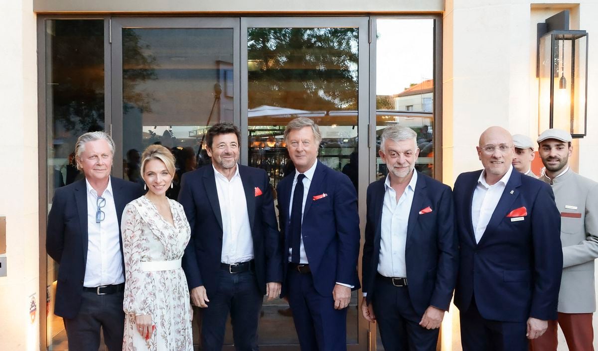 A l'hôtel 5 étoiles de Patrick Bruel dans le Vaucluse, une collaboratrice sort du lot : "Cette distinction récompense son investissement"