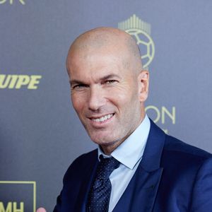 Zinedine Zidane en famille pour les 90 ans de son père

Zinedine Zidane - Photocall de la 66ème cérémonie du Ballon d’Or au Théâtre du Chatelet à Paris. © Cyril Moreau/Bestimage