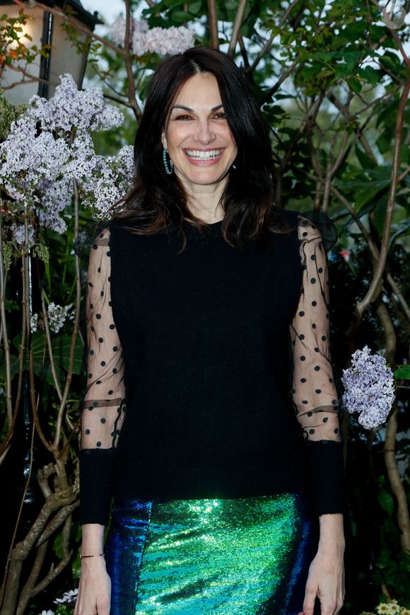 Helena Noguerra (jury 2024) - Remise du prix littéraire "Closerie des Lilas" à la Closerie des Lilas, à Paris le 25 avril 2024. Le prix littéraire de la Closerie des Lilas a été décerné à la romancière Arièle Butaux pour son livre "le cratère". © Christophe Clovis / Bestimage