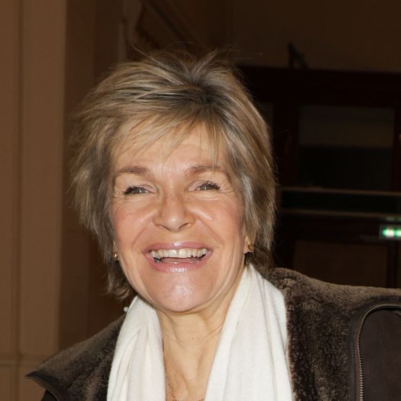 L'homme en question "avait jeté un jour 5000 roses depuis un hélicoptère sur (sa) maison"

Exclusif -  Véronique Jannot - 50ème de la pièce "Lyly" avec M. Bernier et F. Perrin au théâtre de Paris le 27 mars 2025. © Coadic Guirec/Bestimage