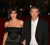 En effet, l'actrice a eu deux filles lors de son mariage avec Vincent Cassel : Deva Cassel et Léonie Cassel...

Monica Bellucci et Vincent Cassel arrivant sur le tapis rouge pour la projection de "L'homme qui aime" lors du 3e Festival du film de Rome, en Italie, le 23 octobre 2008. Photo de Denis Guignebourg/Abaca