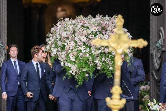 Sortie des obsèques de Mathilde Favier en l'église Saint-Sulpice à Paris le 31 aout 2026. © Dominique Jacovides-Cyril Moreau/Bestimage