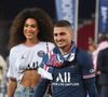Et Jessica Aïdi est enceinte de son premier enfant

Marco Verratti, du PSG, et son épouse Jessica Aidi, lors de la cérémonie de remise du trophée du championnat de Ligue 1 2021-2022, à l'issue du match de football de Ligue 1 opposant le Paris Saint-Germain (PSG) et Metz au Parc des Princes à Paris, le 21 mai 2022. Photo de Christian Liewig/ABACAPRESS.COM