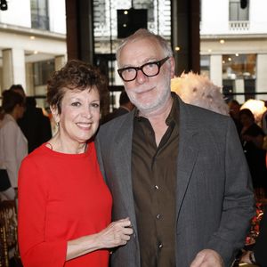 Exclusif - Catherine Laborde, Thomas Stern - Pour la 7ème année consécutive, l’association "Un Pas Vers la Vie" a organisé un dîner de charité en faveur de la recherche sur l'Autisme au Pavillon Vendôme à Paris le 22 mai 2017. Chaque année, Un pas vers la vie, association dédiée à la cause de l’autisme, organise un gala caritatif afin de récolter des dons réservés à la construction de la future 2nde "Maison de répit". © Marc Ausset- Lacroix / Bestimage