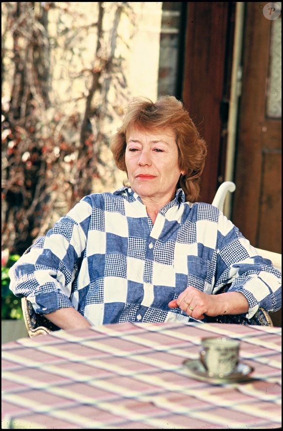 Archives - Annie Girardot sur le tournage du vent des moissons