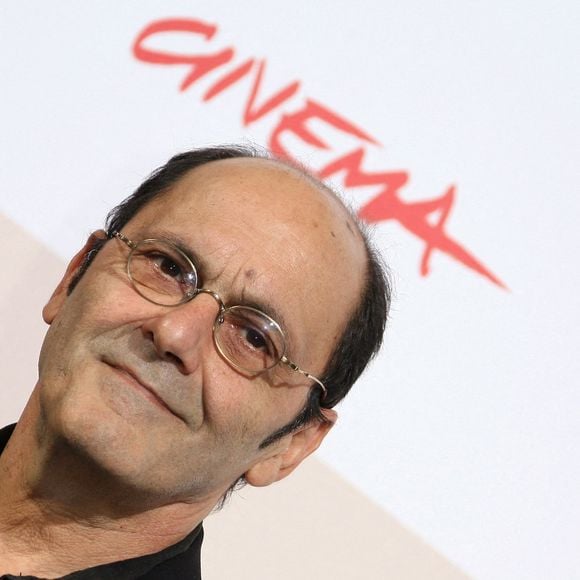 L'acteur Jean-Pierre Bacri est décédé le 18 janvier 2021, laissant derrière lui une empreinte indélébile dans le cinéma français...

Jean-Pierre Bacri pose pour un photocall pour 'Parlez-moi de la pluie' pendant le 3ème 'Rome film festival' à Rome, Italie le 26 octobre 2008. Photo par Denis Guignebourg/ABACAPRESS.COM