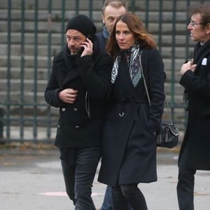 Christophe Maé et sa femme Nadège Sarron - Sorties de l'église de la Madeleine après les obsèques de Johnny Hallyday à Paris.
Agence / Bestimage