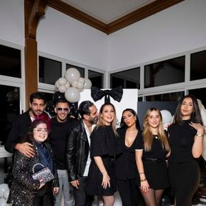 Exclusif - Magali Berdah, son mari Stéphane Teboul, Morgane MakeUp, Jazz Correia, Carla Ghebali, Guest lors de l'anniversaire surprise de M.Berdah (43 ans) au Pavillon Gravelle à Paris le 26 novembre 2024 avec tous ses amis influenceurs.
© Pierre Perusseau / Bestimage
