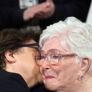 Martine Aubry, maire honoraire de Lille, Line Renaud - Line Renaud, 97 ans, a inauguré un jardin public qui porte son nom, à Lille, France, le mercredi 17 décembre 2025.

© Claude Dubourg/Bestimage