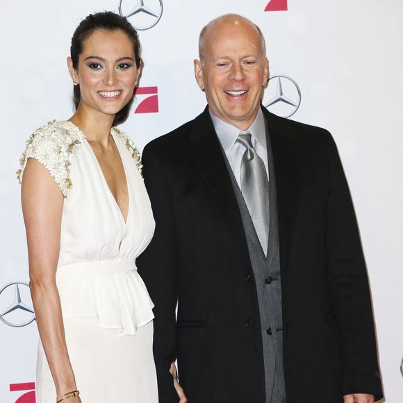 Bruce Willis et sa femme Emma Heming-Willis à la premiere de 'A Good Day To Die Hard' a Berlin, Allemagne le 4 février 2013. 

Phot : Api / Bestimage