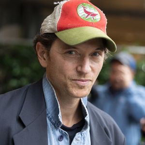 Raphaël au village lors des Internationaux de France de Tennis de Roland Garros 2025. Paris, le 27 mai 2025. 
© Moreau / Jacovides / Bestimage